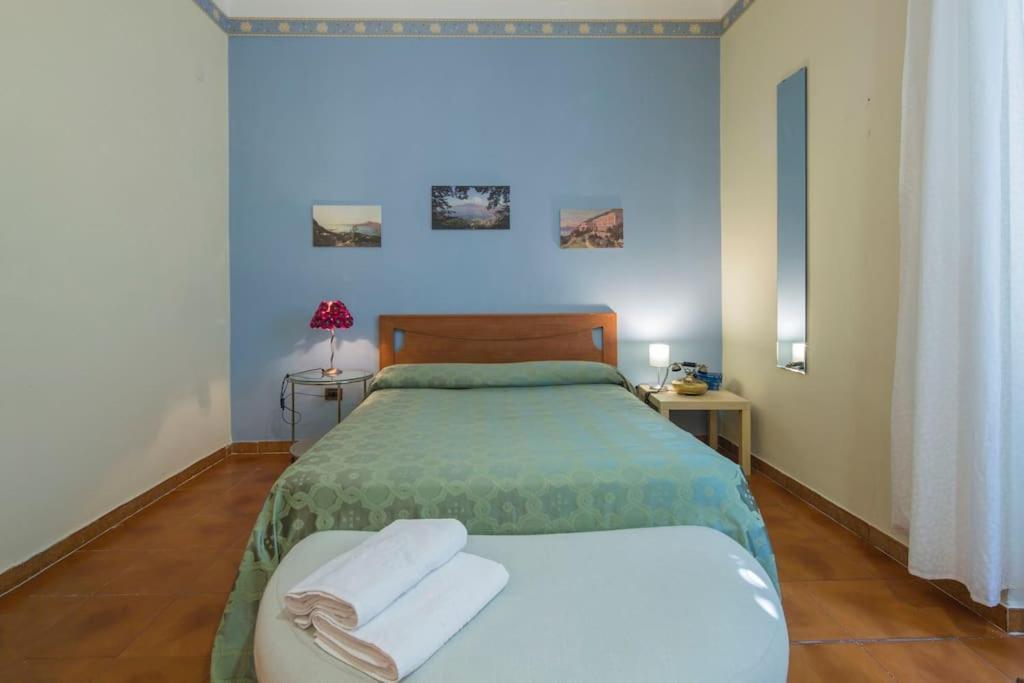 Apartamento Casa Panoramica Castellammare di Stabia Exterior foto