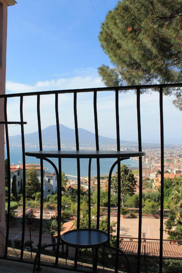 Apartamento Casa Panoramica Castellammare di Stabia Exterior foto