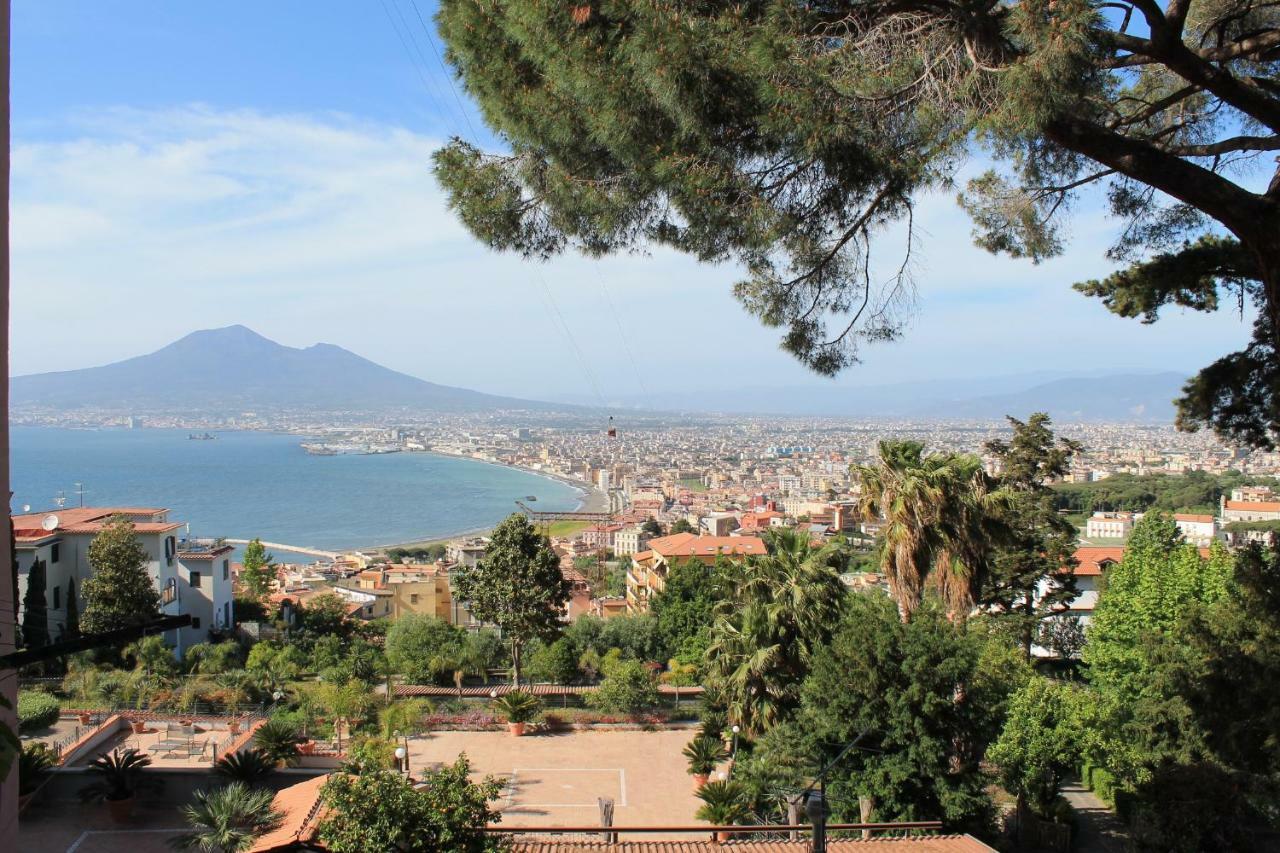 Apartamento Casa Panoramica Castellammare di Stabia Exterior foto