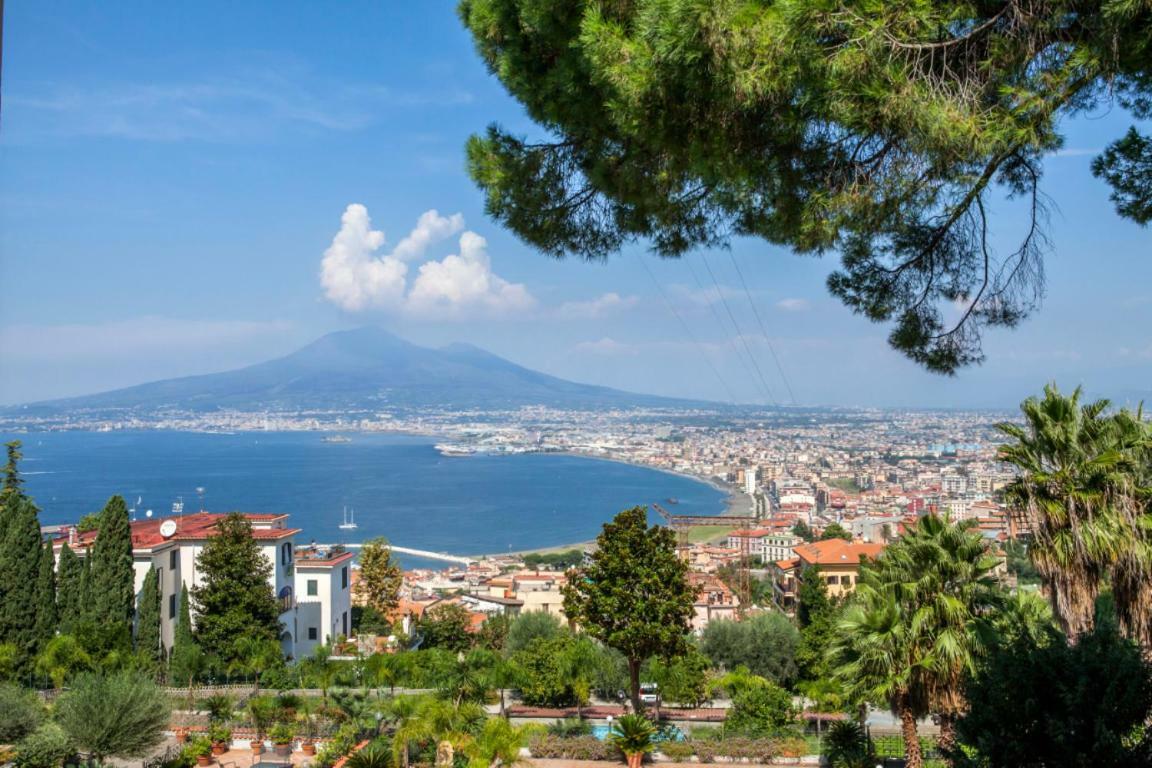 Apartamento Casa Panoramica Castellammare di Stabia Exterior foto